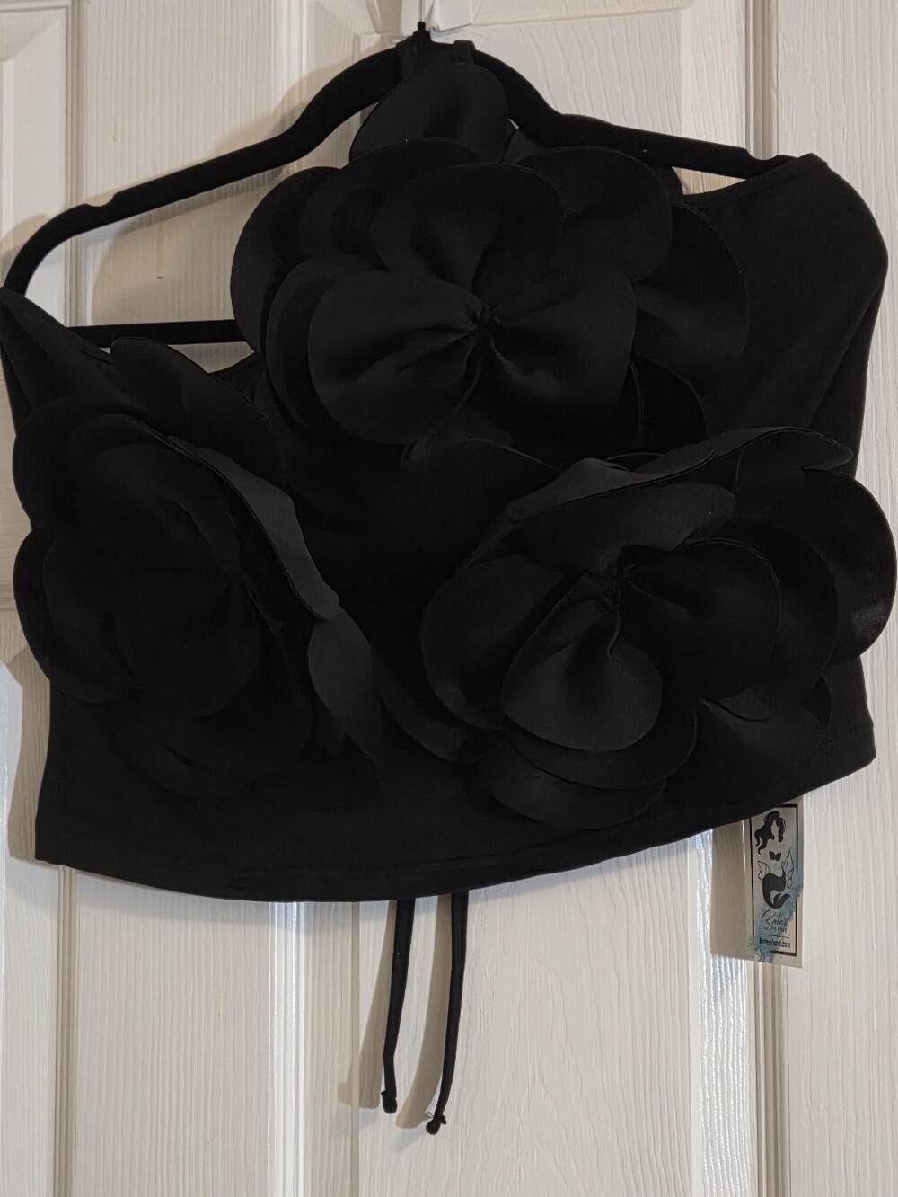 Black Floral Appliqué Crop Top